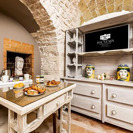 B&B Fountain - Suite Santeramo 산테라모 인 콜레