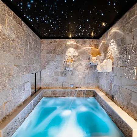 B&B Fountain - Suite Santeramo 산테라모 인 콜레