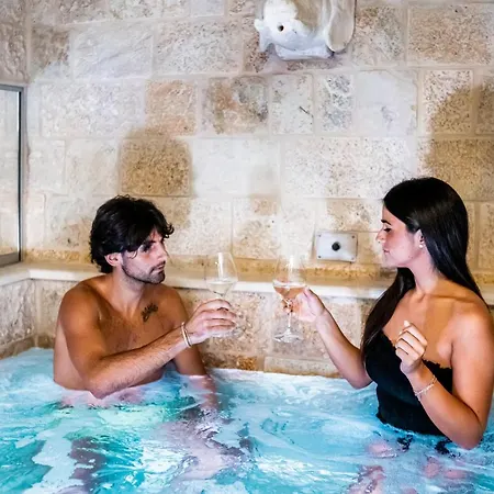 B&B Fountain - Suite Santeramo 산테라모 인 콜레